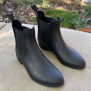 Women’s Chelsea Ankle Boots - Black, Size 6.5